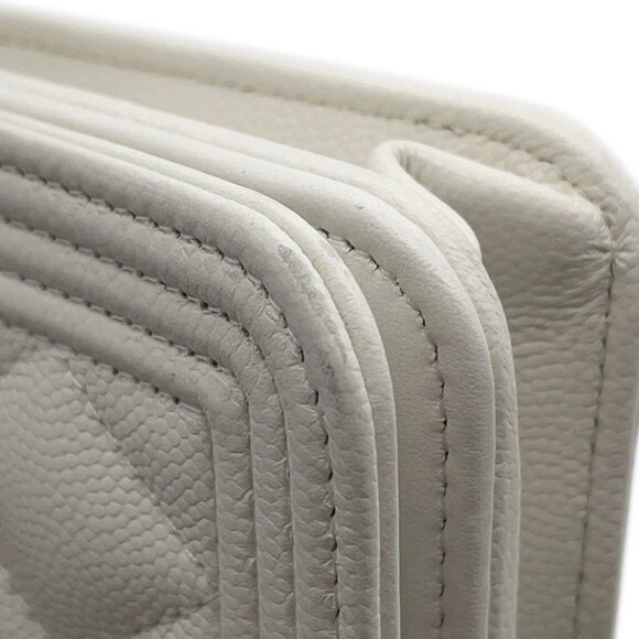 CHANEL Boy Chanel Chain Wallet Calfskin White - Picture 7 of 14